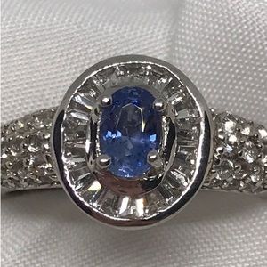 Genuine Tanzanite w lots of sparkly natural Zircons. Sz 8